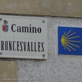 View S from C/ Camino Roncesvalles (El Camino) towards street sign & way-marker - Obanos - Day 4